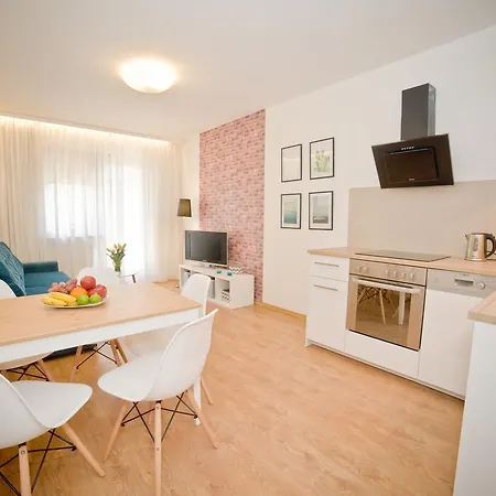 Charlotte - Hav Aparts Apartament